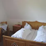 Konukevi Bei Weirich